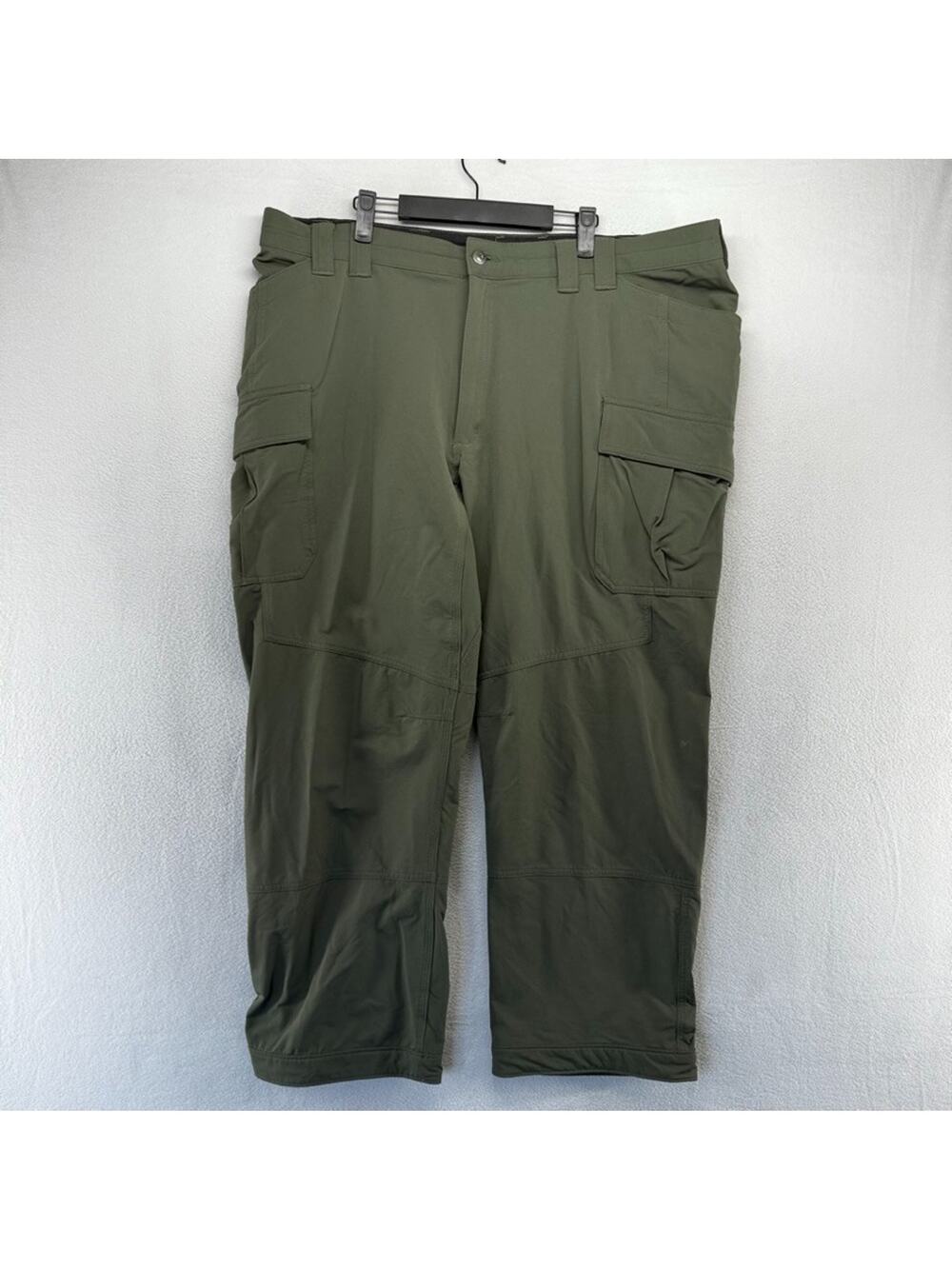 Duluth Pants mens 44x30 Green Black Hills Water Repellant Cargo Performance Work